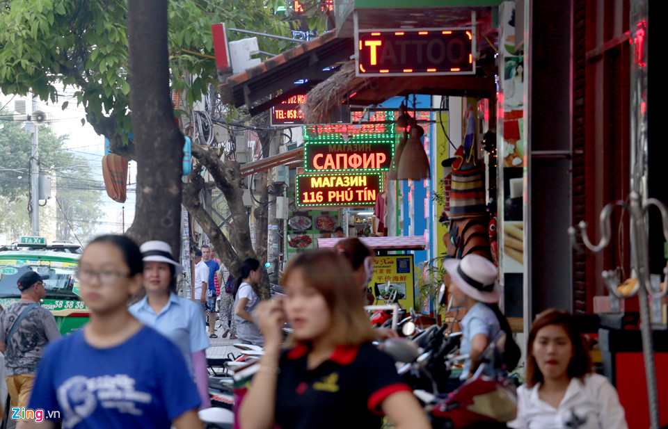 Khắc phục sai phạm kiểu đối phó ở ‘phố Tàu, nước Nga’